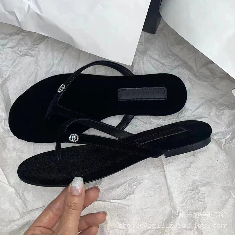 Chanel Sandals Velvet thong with rhinestone or pearl-trim straps image 4