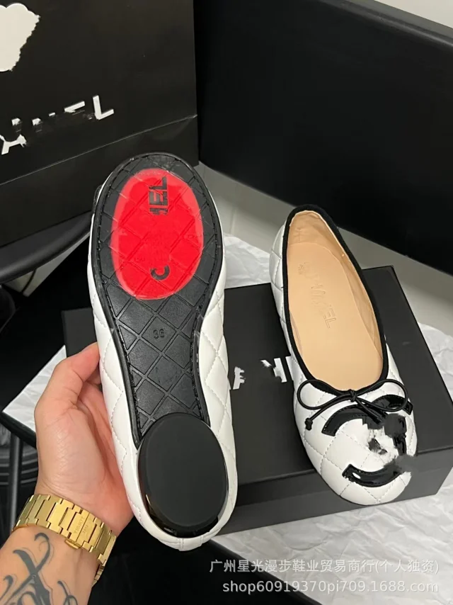 Chanel Casual Shoes Quilted Bow Ballet Flats with Double-C Logo Appliqué product detail image 13