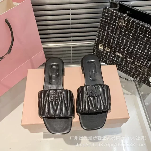 Miu Sandals Quilted logo flat slide product detail image 16