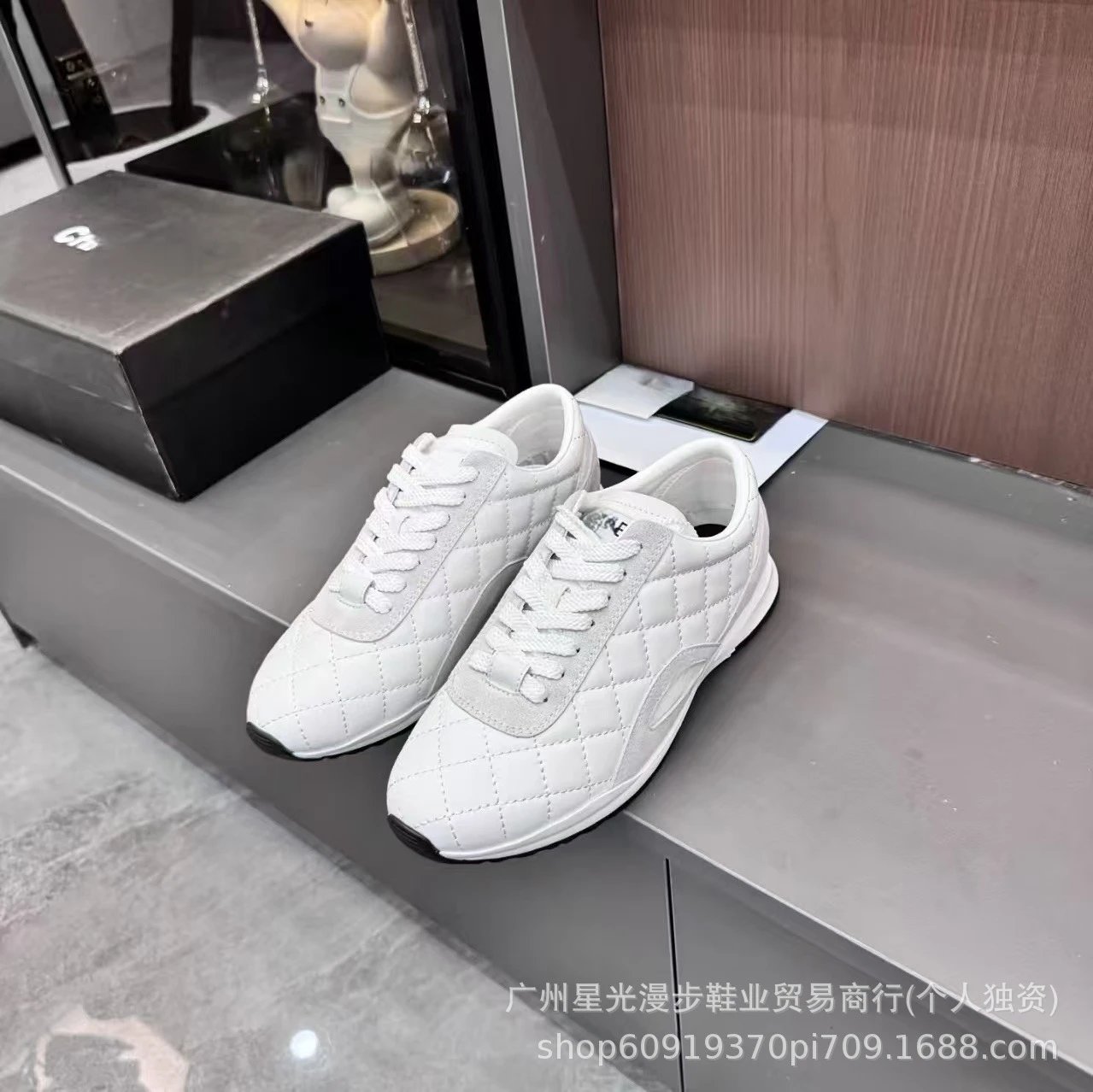 Chanel Sneakers Low-Top CC Logo with Patent Toe Cap image 4