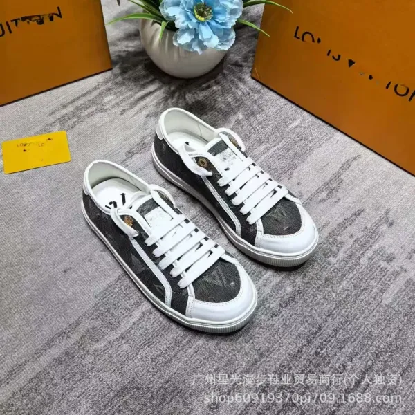 Louis Vuitton Monogram Canvas Low-Top Sneakers Black and White - 1