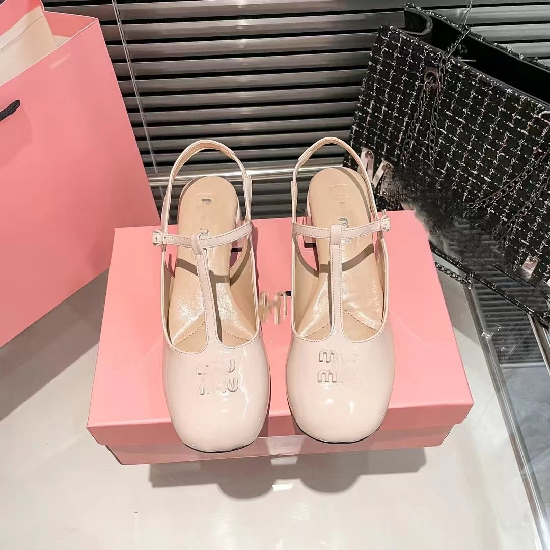 Chanel-inspired Two-Tone Mary Jane Block Heels White Black - 11