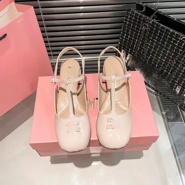 Miu Sandals T-Strap Slingback Block-Heel product detail image 10