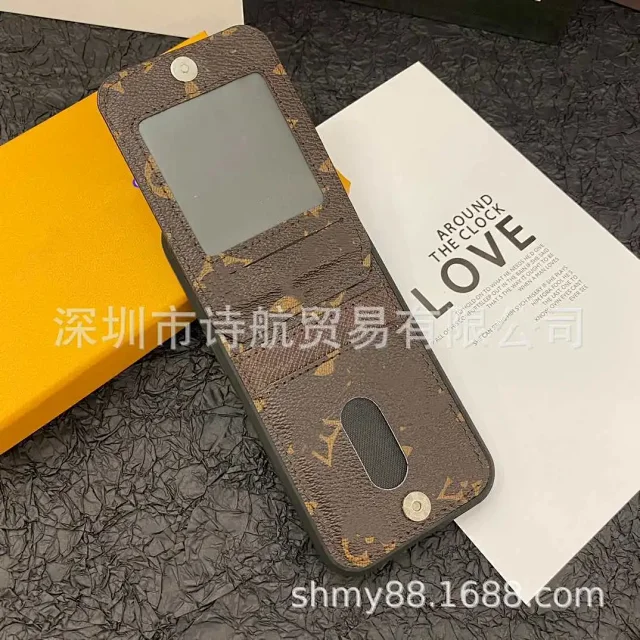 Louis Vuitton Phone Cases Monogram Card Slot Case product detail image 5