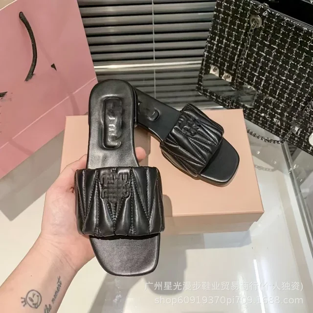 Miu Sandals Quilted logo flat slide product detail image 17
