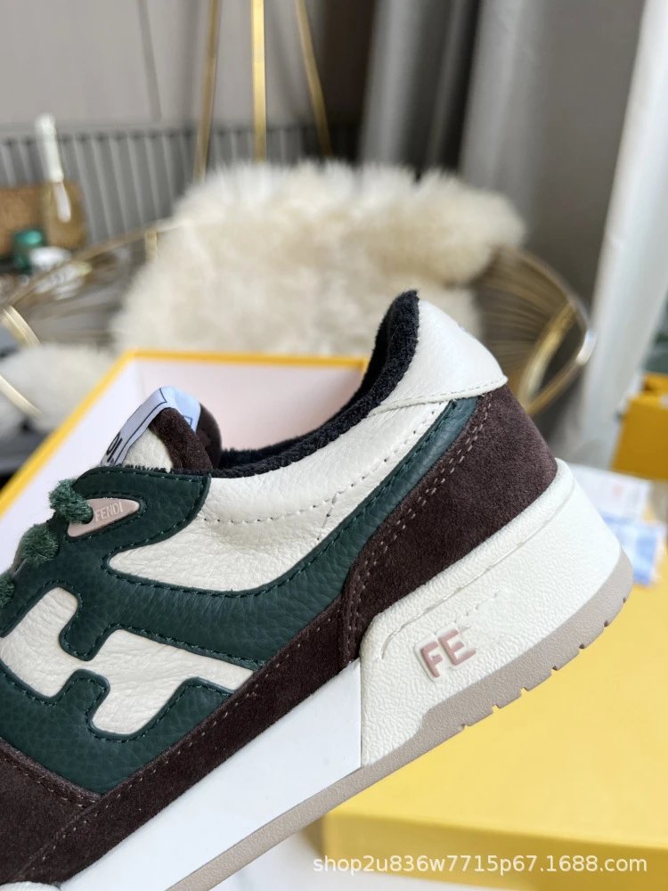 Fendi Fendace Low Top Sneakers Beige Pink Leather Sneakers - 23