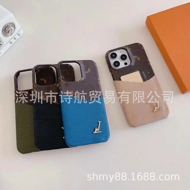 Louis Vuitton Phone Cases Monogram Contrast Textured Card Pocket product detail image 9
