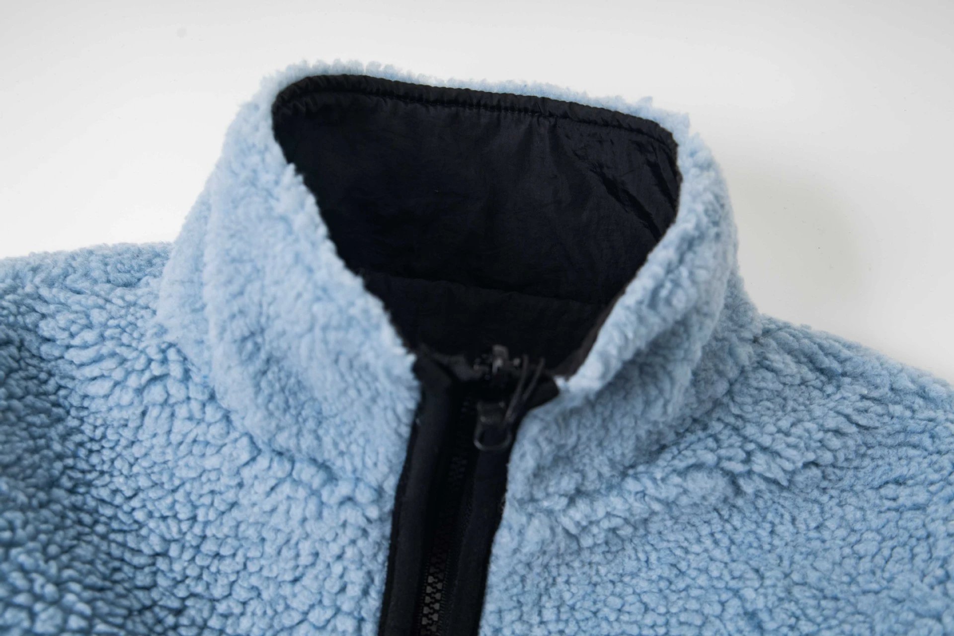 Stüssy Fleece Sherpa Jacket Beige and Black Outerwear - 3