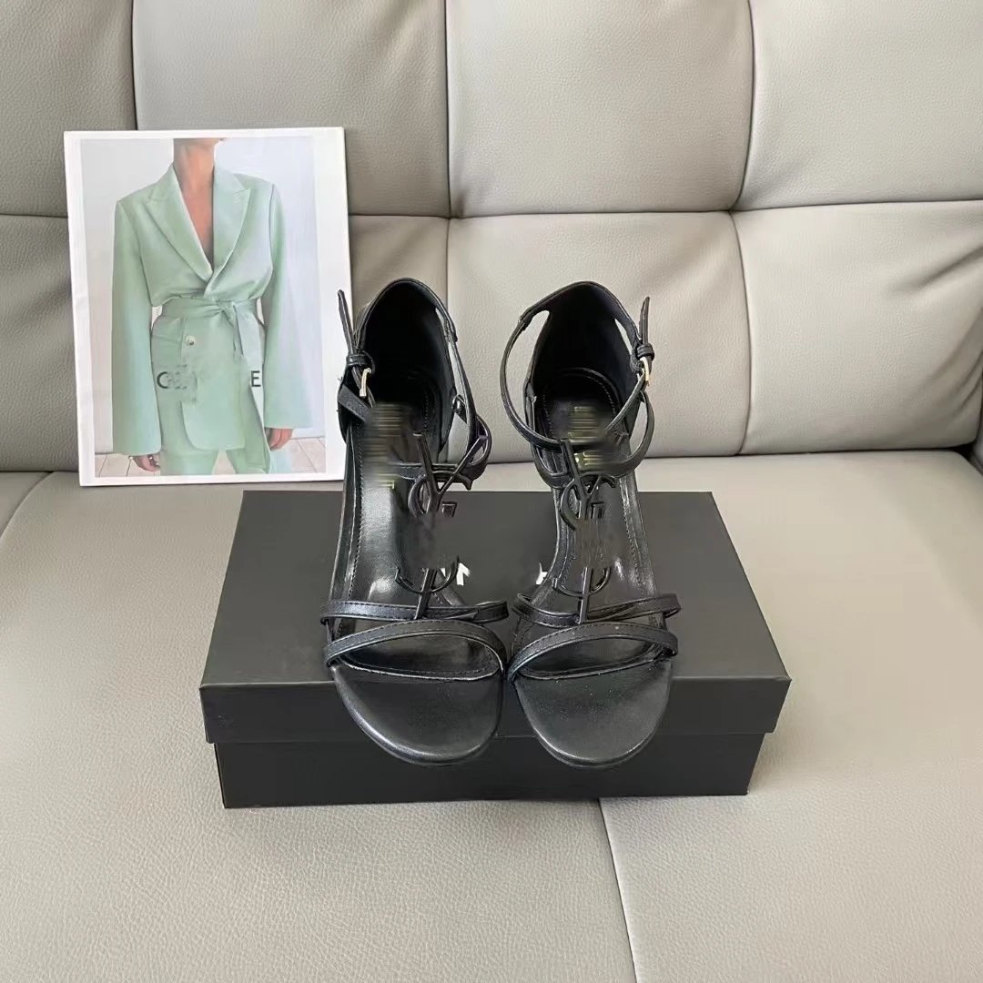 Saint Laurent High Heels Pointed-Toe Patent Leather Logo Mules image 4