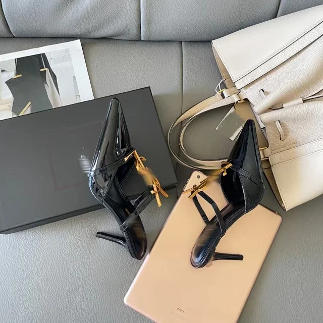 Saint Laurent High Heels Pointed-Toe Patent Leather Logo Mules product detail image 10