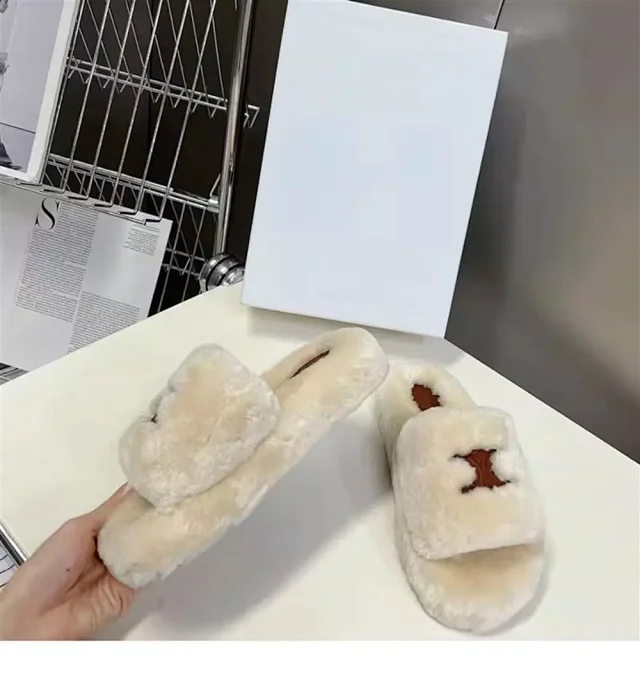 Celine Slippers Triomphe Logo Faux-Fur Slide product detail image 9