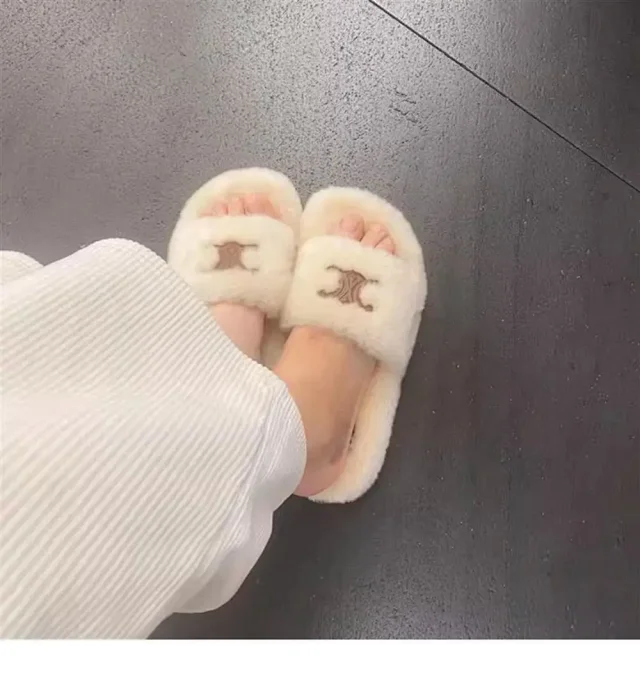 Celine Slippers Triomphe Logo Faux-Fur Slide product detail image 12