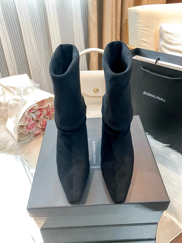 BASHALIHUALL Boots Pointed-Toe Fold-Over Stiletto with Buckle Strap product detail image 4