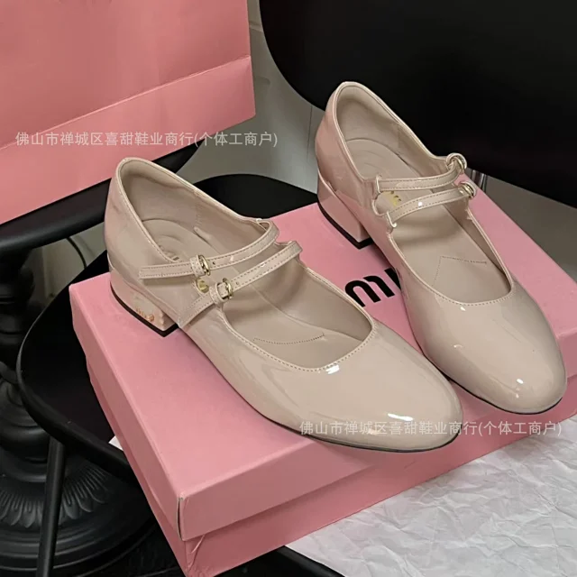 Unbranded High Heels Patent Double-Strap Mary Jane Low Block-Heel Shoes product detail image 3