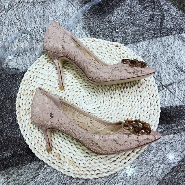 Dolce & Gabbana High Heels Pointed-Toe Lace Pumps with Crystal Floral Embellishment product detail image 30