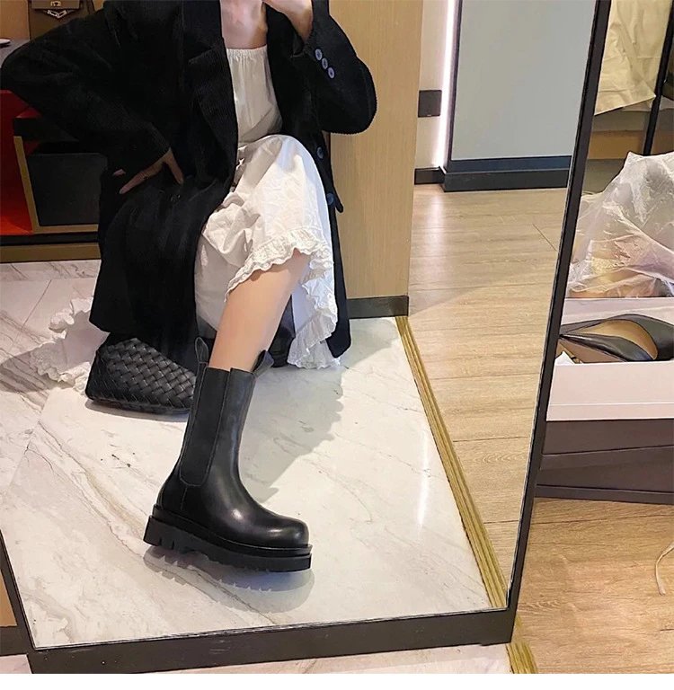 Black Chunky Sole Chelsea Boots - 20
