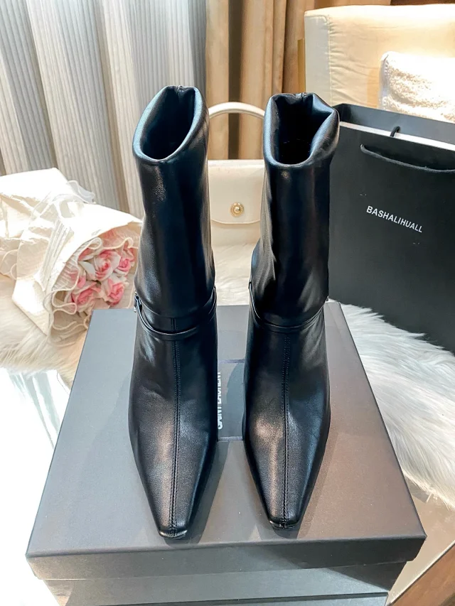 BASHALIHUALL Boots Pointed-Toe Fold-Over Stiletto with Buckle Strap product detail image 3
