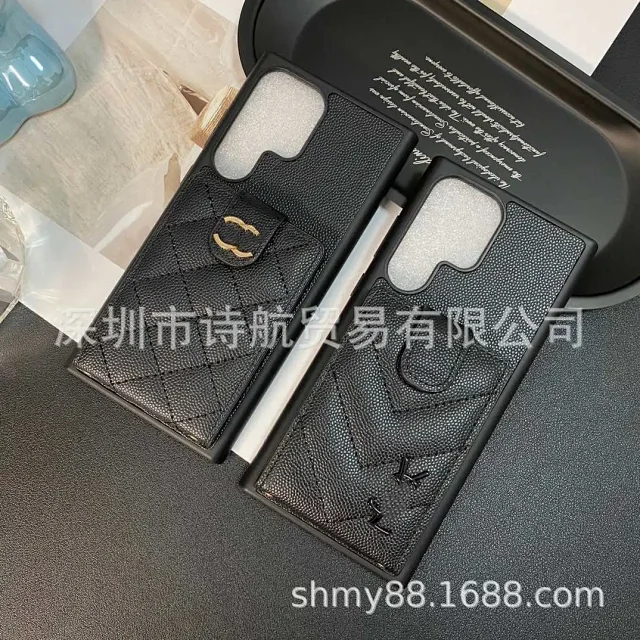 Chanel Phone Cases Quilted Card Holder Case product detail image 1
