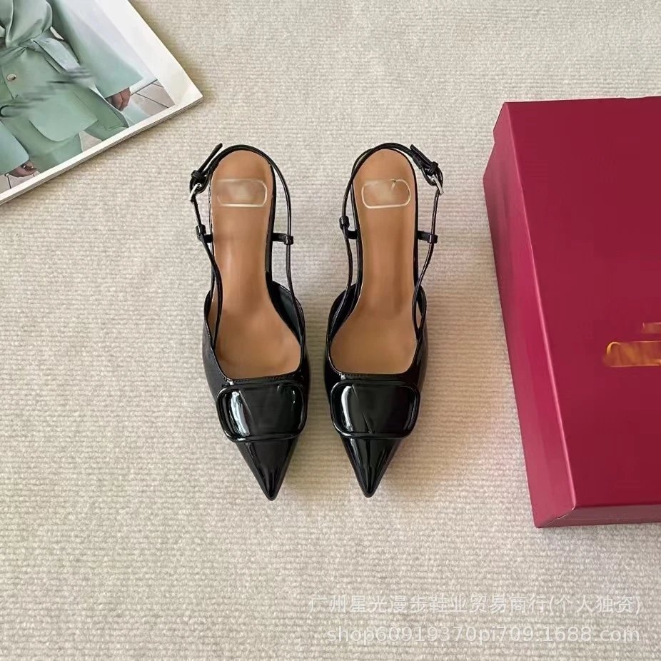 Valentino Garavani VLogo Slingback Pumps Nude Patent Leather Heels - 31