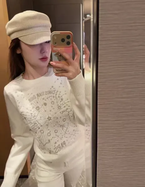 Christian Dior Constellation Embellished Sweater White and Red - 8