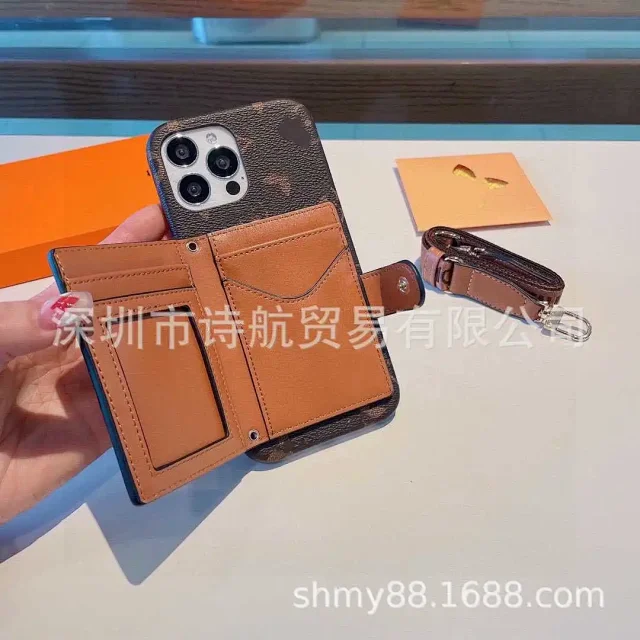 Louis Vuitton Phone Cases Monogram Card Holder Case with Wrist Strap product detail image 3