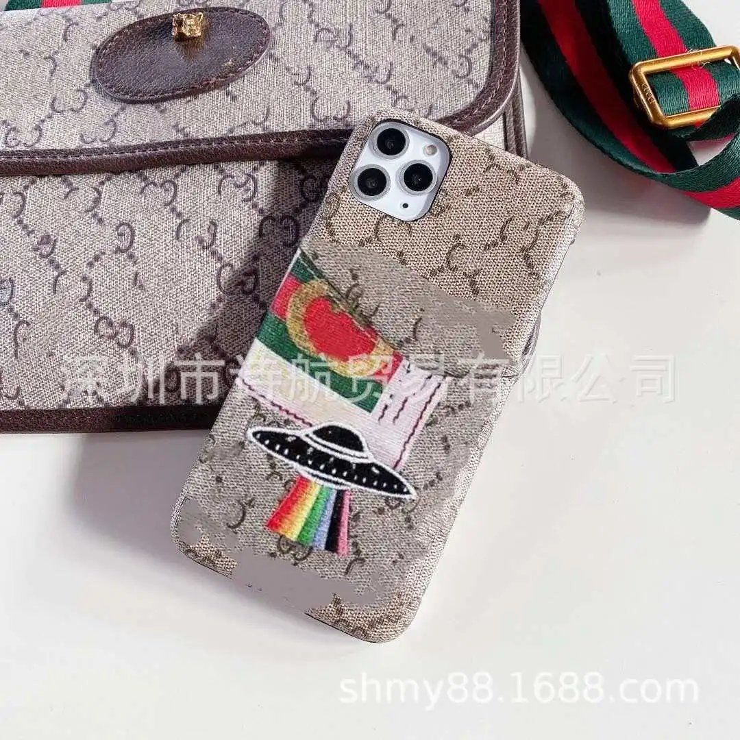 Gucci x Disney Mickey Mouse GG Marmont Phone Case Beige Phone-Case - 5