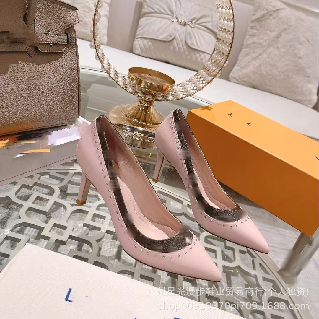 Louis Vuitton Bow Detail Pointed-Toe Pumps Beige Monogram Leather Heels - 28
