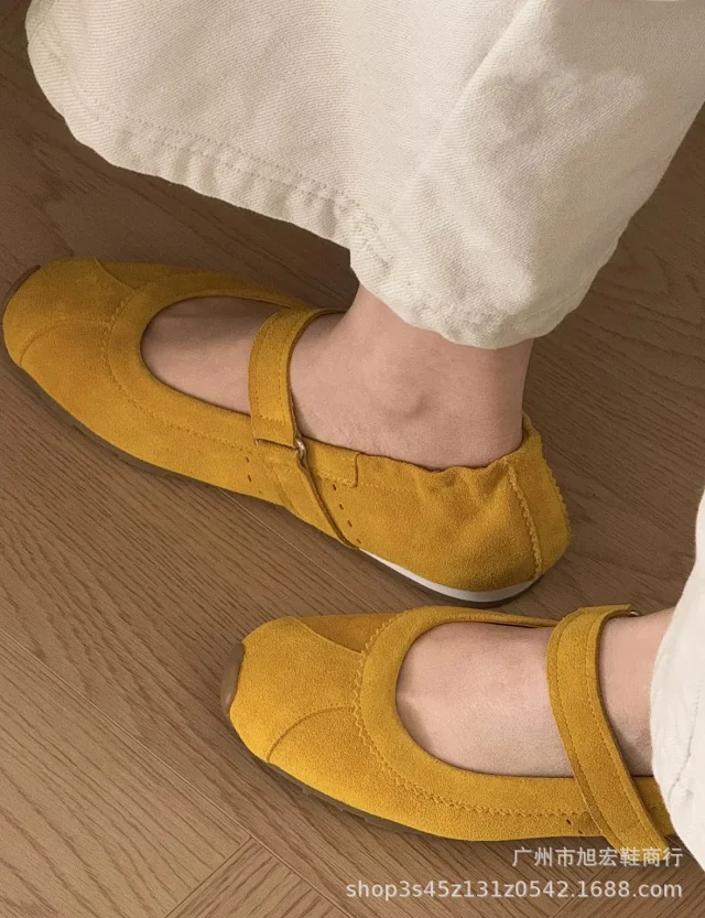 Unbranded Casual Shoes Mary Jane ballet flats with elasticated collar and square toe product detail image 4