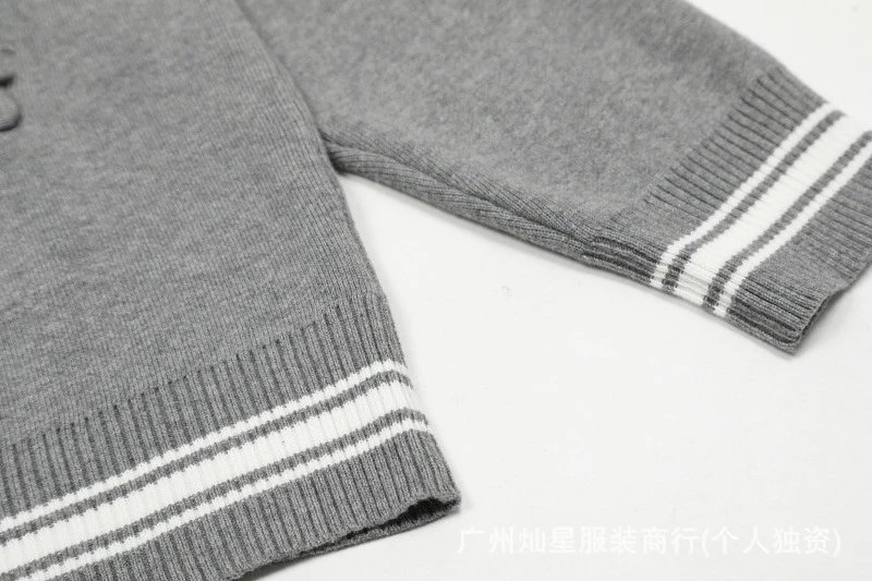 Calvin Klein Jeans Logo-Embroidered Gray Cardigan - 16