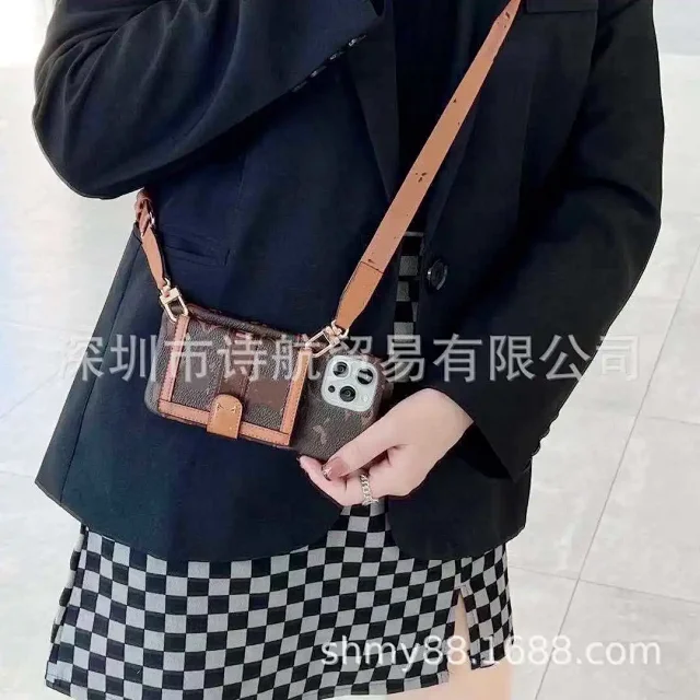 Louis Vuitton Phone Cases Monogram Card Holder Case with Wrist Strap product detail image 6