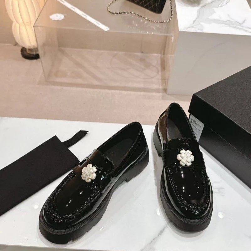 Unbranded High Heels Patent Platform Loafers with Floral Ornament image 2