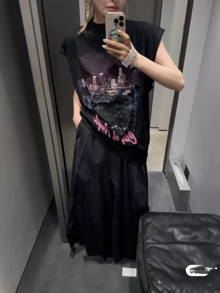 Balenciaga City of Angel Print Distressed Black T-Shirt - 7