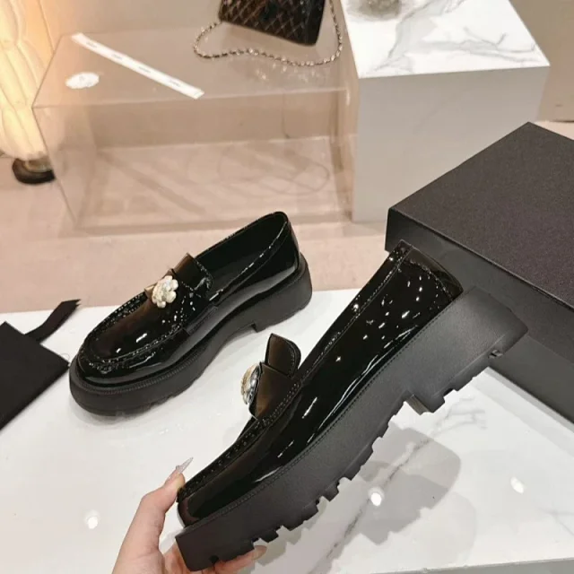 Unbranded High Heels Patent Platform Loafers with Floral Ornament product detail image 5