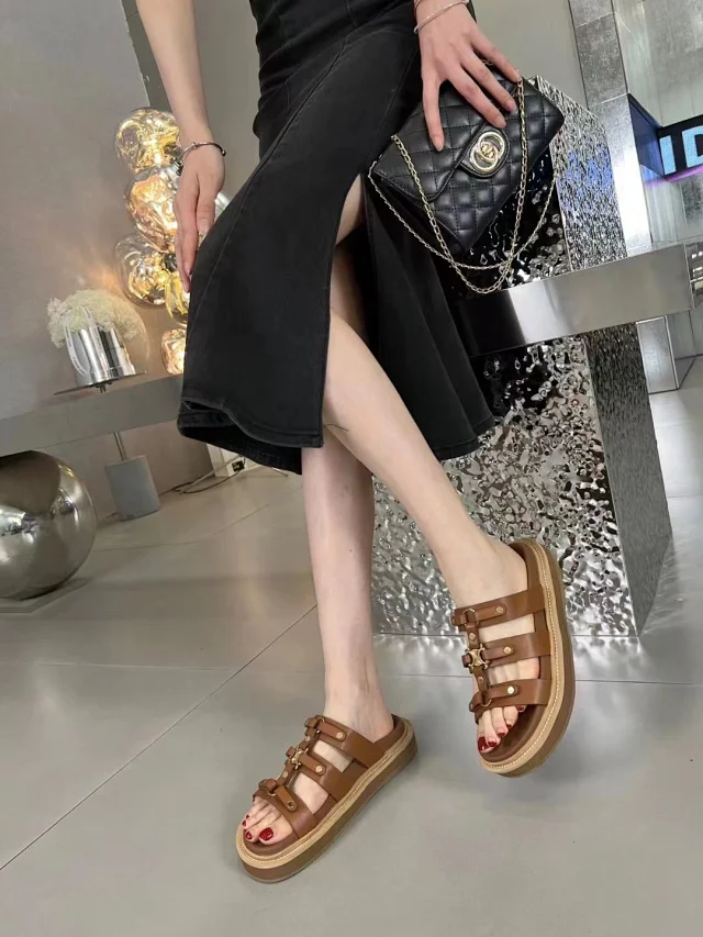 Unbranded Sandals Platform slide with buckle-detail straps product detail image 3