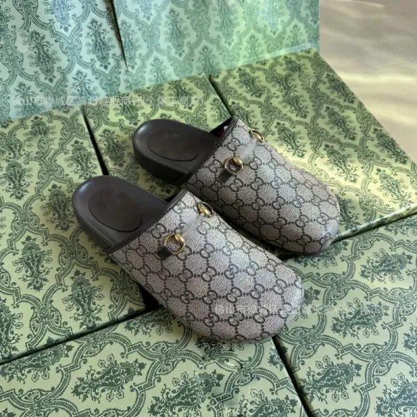 Gucci Princetown Leather Slippers Black - 9