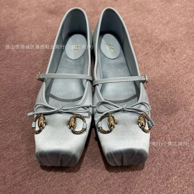 Gucci Casual Shoes Satin square-toe Mary Jane flats with bow and horsebit hardware product detail image 9