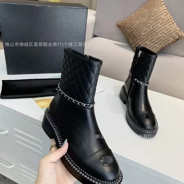 Chanel Boots Quilted Chain-Trim Side-Zip Ankle product detail image 8