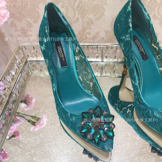 Dolce & Gabbana High Heels Pointed-Toe Lace Pumps with Crystal Floral Embellishment product detail image 5
