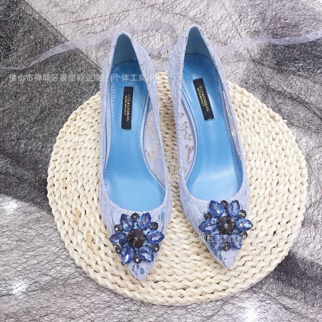 Dolce & Gabbana High Heels Pointed-Toe Lace Pumps with Crystal Floral Embellishment product detail image 13