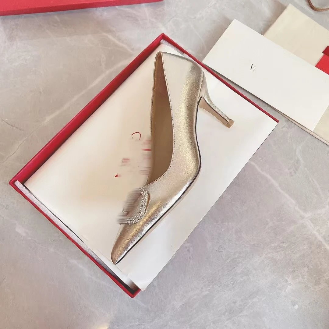 Dior J'Adior Silver Metallic Pointed-Toe Pumps with Crystal Buckle - 18