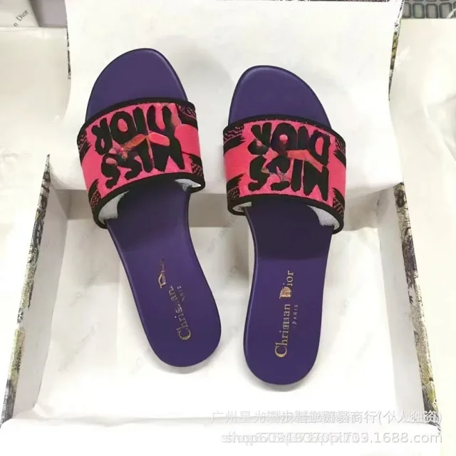 Dior Slippers Miss Embroidered Slide product detail image 5