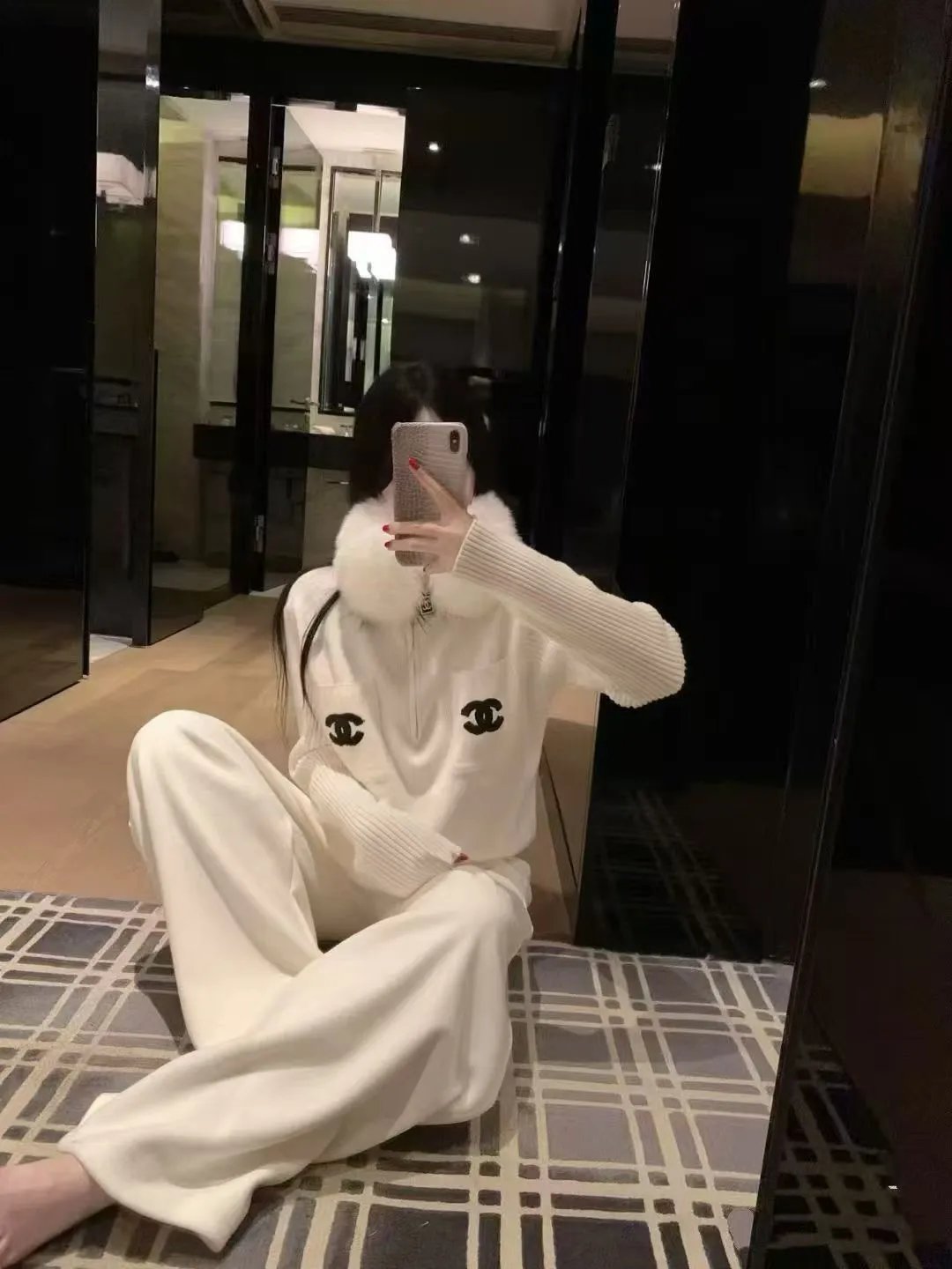 Chanel CC Logo Half-Zip Knit Sweater Black and White - 4