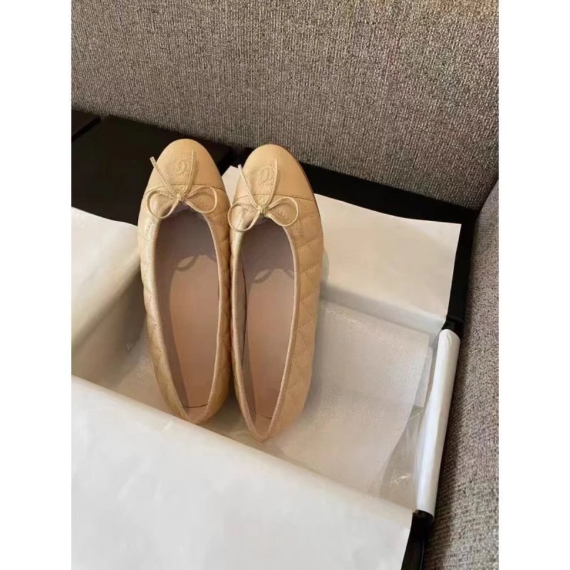 Red Bow-Embellished Ballet Flats - 6
