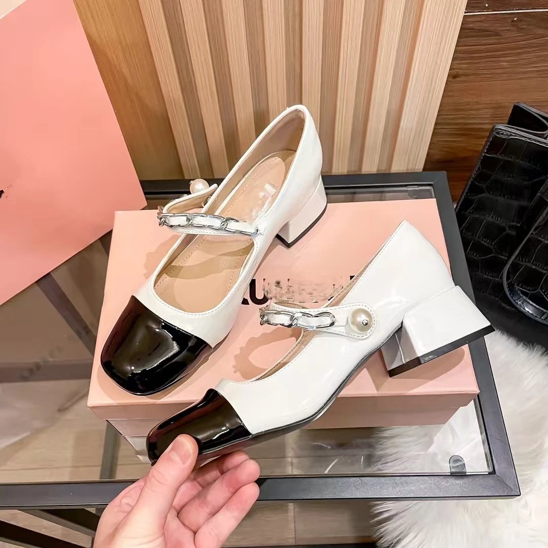 Chanel-inspired Two-Tone Mary Jane Block Heels White Black - 6