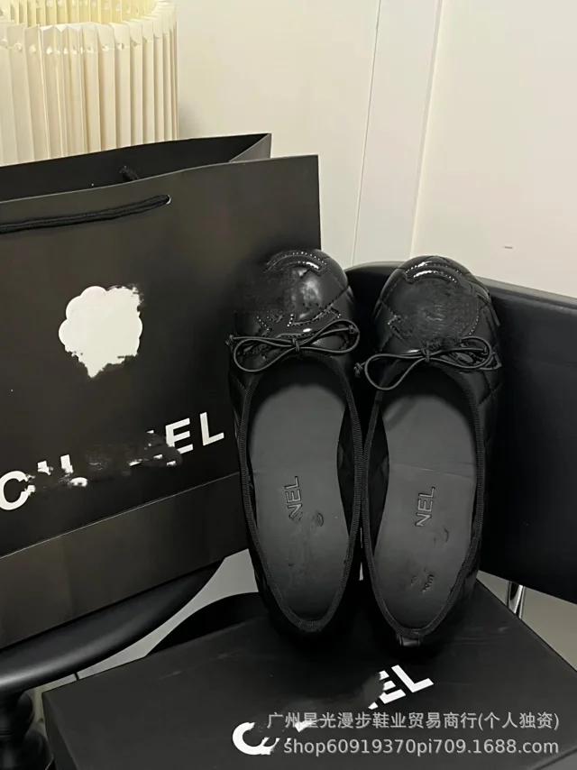 Chanel Casual Shoes Quilted Bow Ballet Flats with Double-C Logo Appliqué product detail image 15