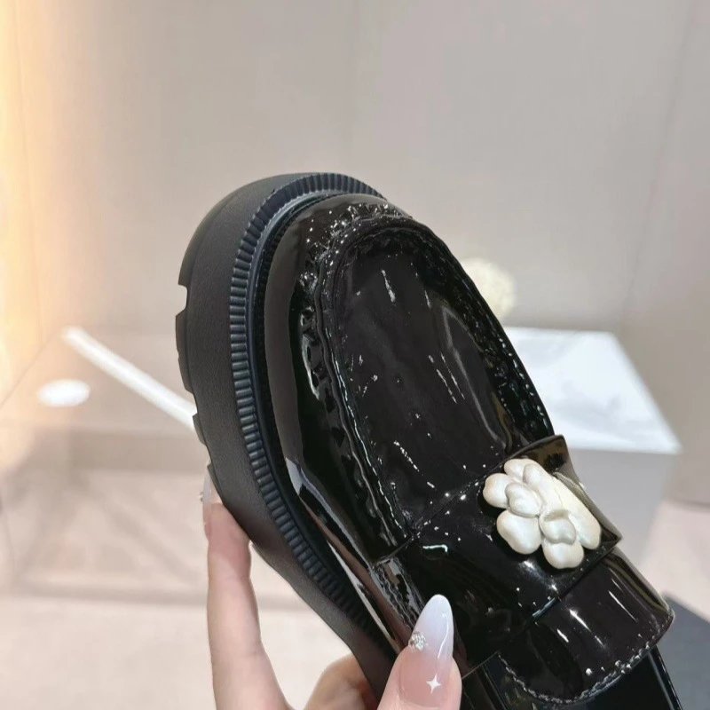 Unbranded High Heels Patent Platform Loafers with Floral Ornament image 4
