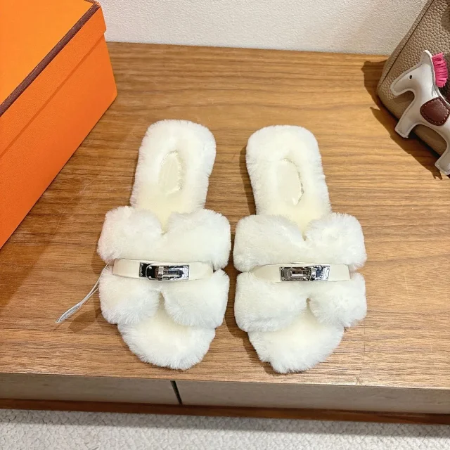 Unbranded Slippers Faux Fur H-Buckle Slide product detail image 2