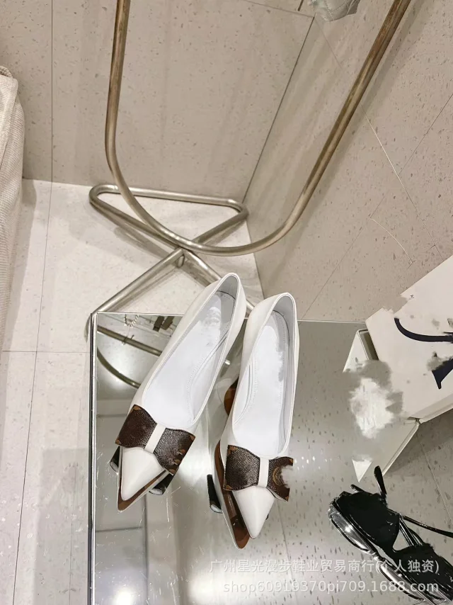 Unbranded High Heels Pointed-Toe Stiletto Pumps product detail image 9