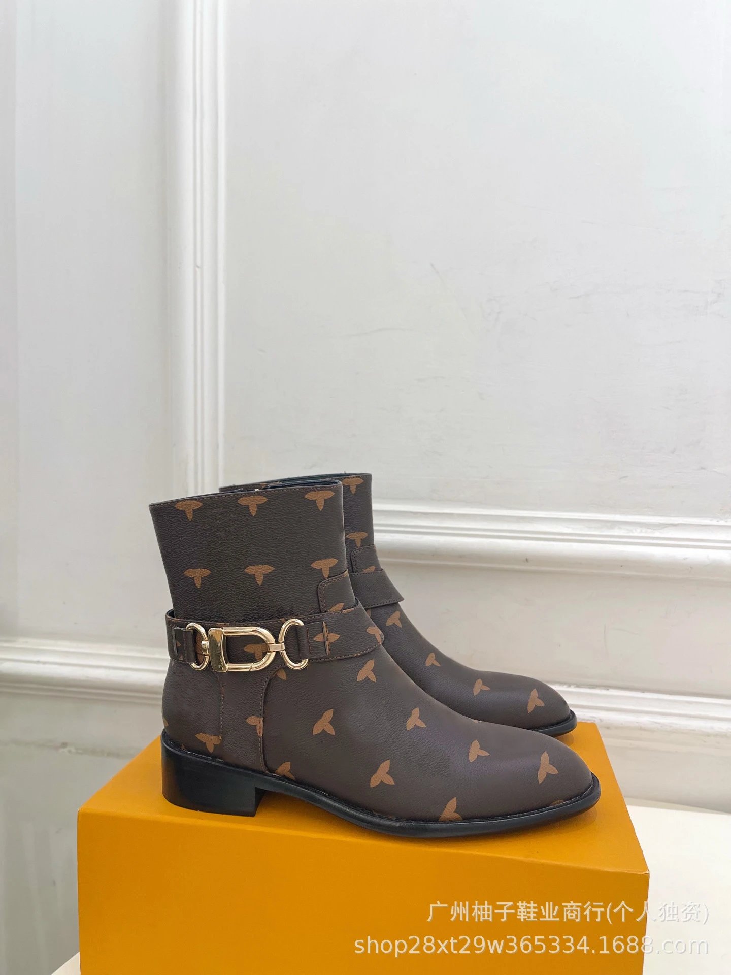 Loewe Anagram Buckle Knee Boots Black - 8
