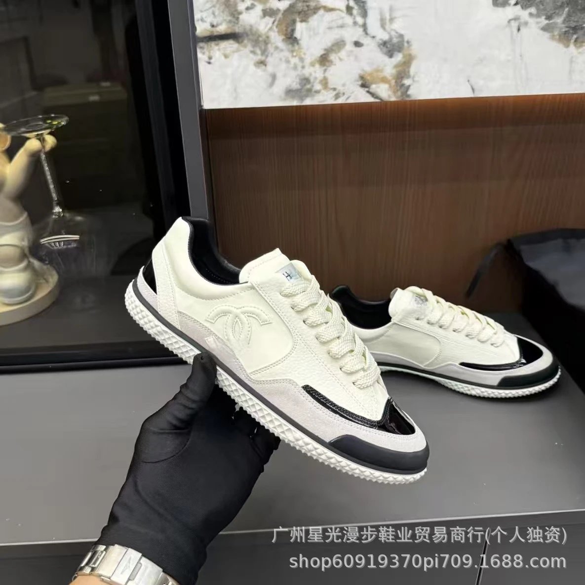 Chanel Sneakers Low-Top CC Logo with Patent Toe Cap image 2